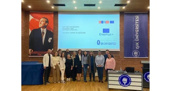 Meslek Yüksekokulu Erasmus Bilgilendirme Toplantısı Öğrenci Akademisyen