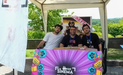 Işık Üniversitesi Dönem Sonu Şenliği'nde Sinema Kulübü stant ve açık hava etkinliği