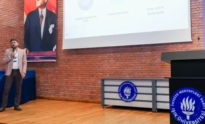 Işık Üniversitesi ev sahipliğinde düzenlenen Kriptoloji ve Bulut Bilişim Güvenliği Zirvesi açılış konuşmaları ve katılımcıların oturum anı