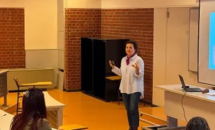 Işık Üniversitesi Işık Üniversitesi Toplumsal Cinsiyet Eşitliği farkındalık dersinde Dr. Öğr. Üyesi Müzeyyen Pandır'ın gerçekleştirdiği sunum anı