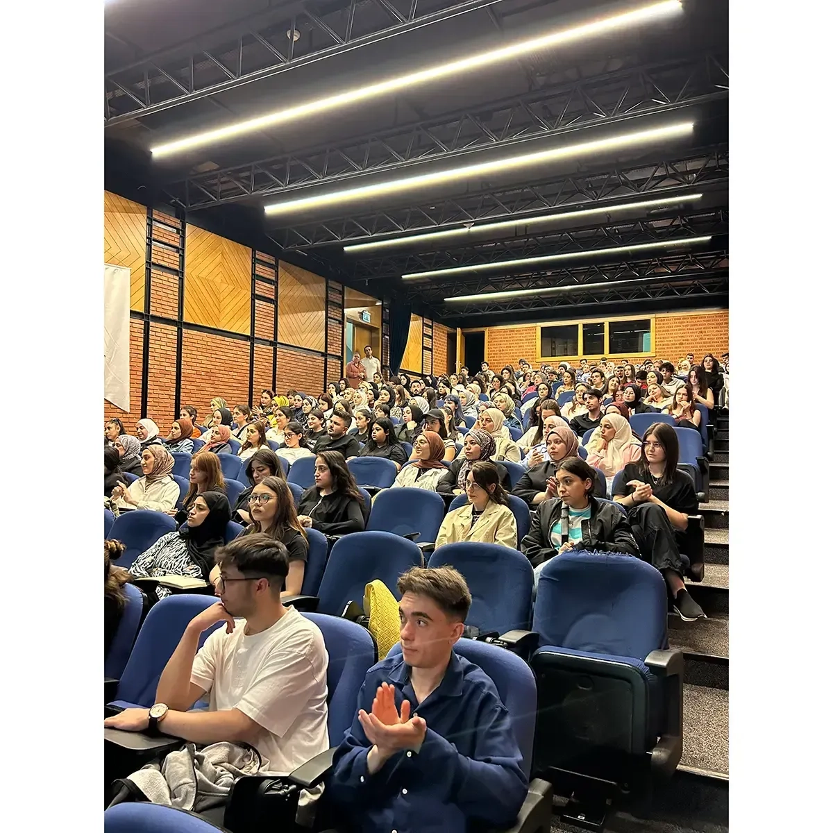 Işık Üniversitesi’nde Preanalitik Evre ve Flebotomi Eğitimi Gerçekleştirildi Işık Üniversitesi’nde Preanalitik Evre ve Flebotomi Eğitimi Gerçekleştirildi