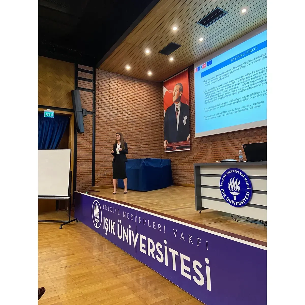 Meslek Yüksekokulumuzda düzenlenen Erasmus+ bilgilendirme toplantısı