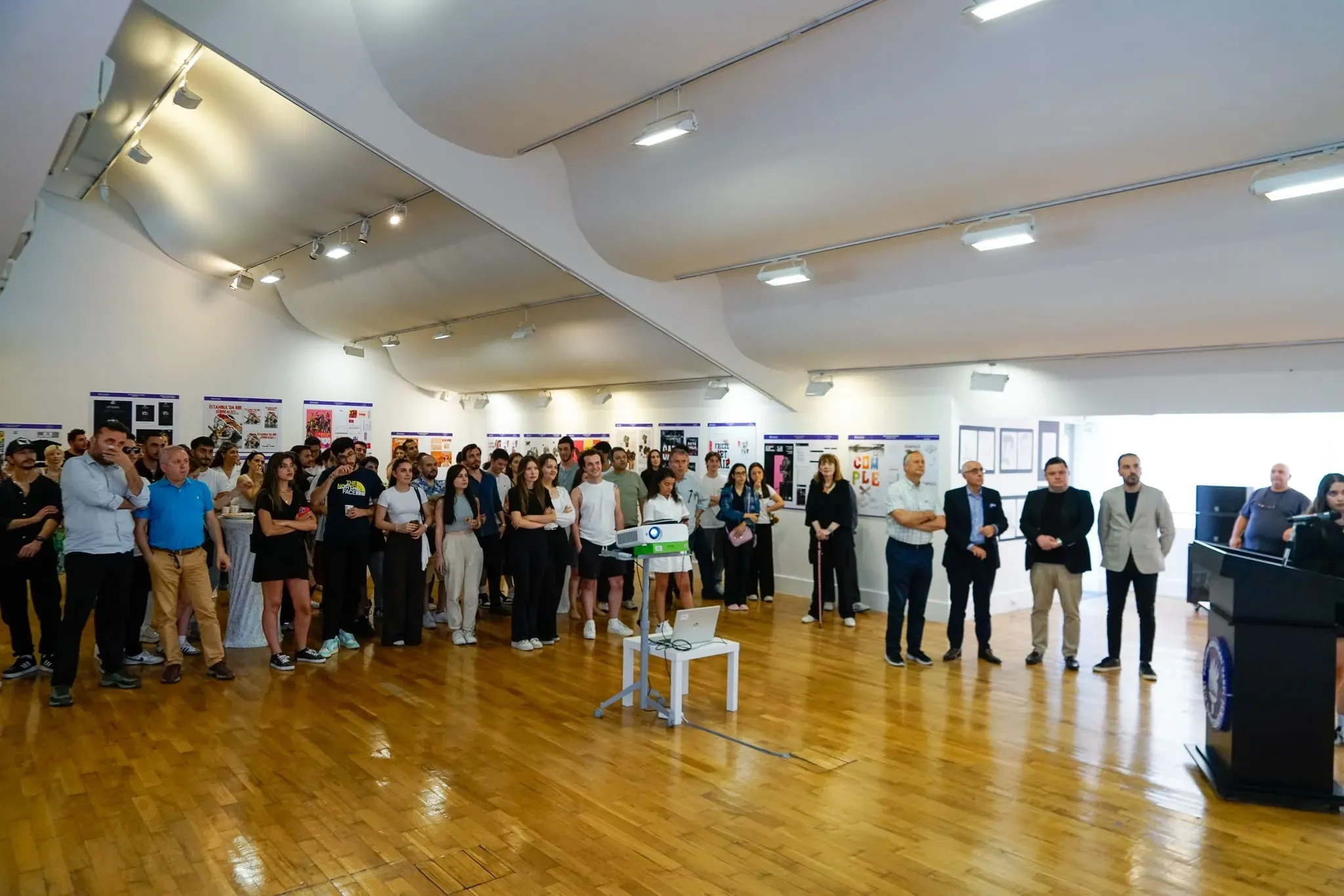 Gafik Tasarım Programı Öğrenci Mezuniyet Sergisi Gafik Tasarım Programı Öğrenci Mezuniyet Sergisi